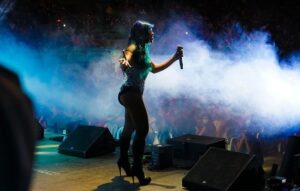 Marbelle Instagram - Y seguimos de gira ! Gracias por una noche increíble Mosquera 🤩
Nos volveremos a ver 🙏 
💋💋💋💋💋