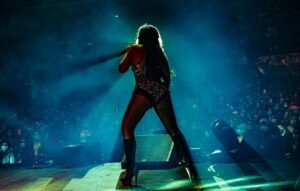 Marbelle Instagram - Y seguimos de gira ! Gracias por una noche increíble Mosquera 🤩
Nos volveremos a ver 🙏 
💋💋💋💋💋