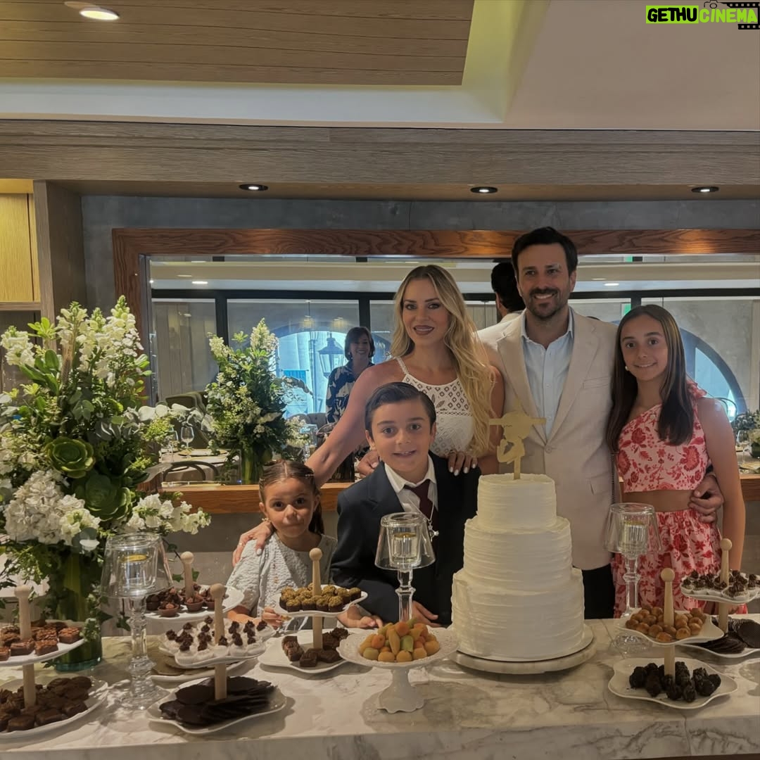Marcela Ruete - 12.1K Likes - Un dĆa muy especial es la familia negri Ruete. Hoy fran hizo su primera comunión, significa mucho para nosotros ā¤ļøā¤ļø