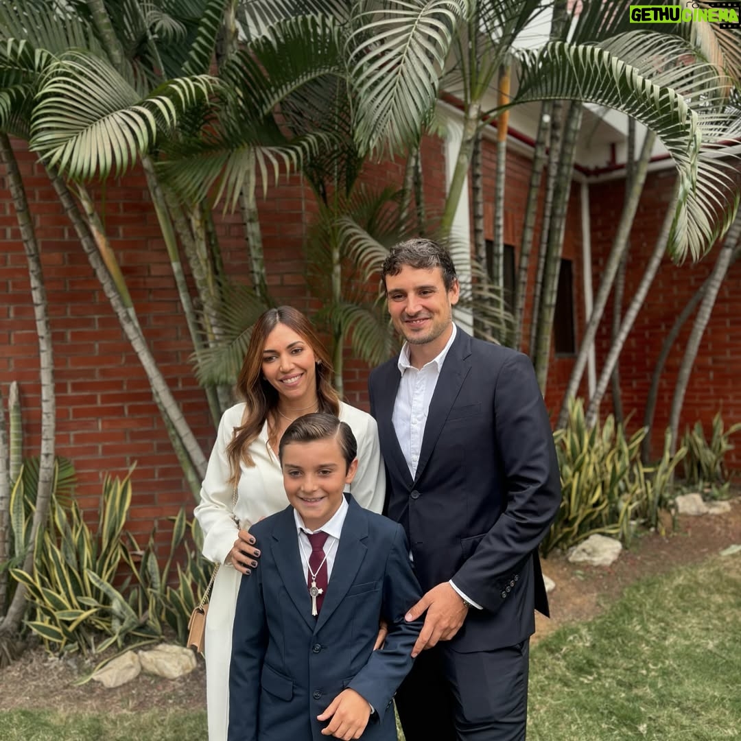 Marcela Ruete - 12.1K Likes - Un dĆa muy especial es la familia negri Ruete. Hoy fran hizo su primera comunión, significa mucho para nosotros ā¤ļøā¤ļø