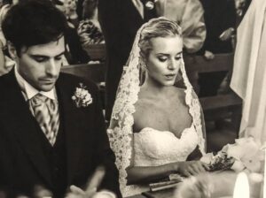 Marcela Ruete Instagram - D O C E ❤️ A Ñ O S 
Hoy nuestro aniversario de casados. La mejor decisión que tome en mi vida, el elegirte para siempre ♾️
