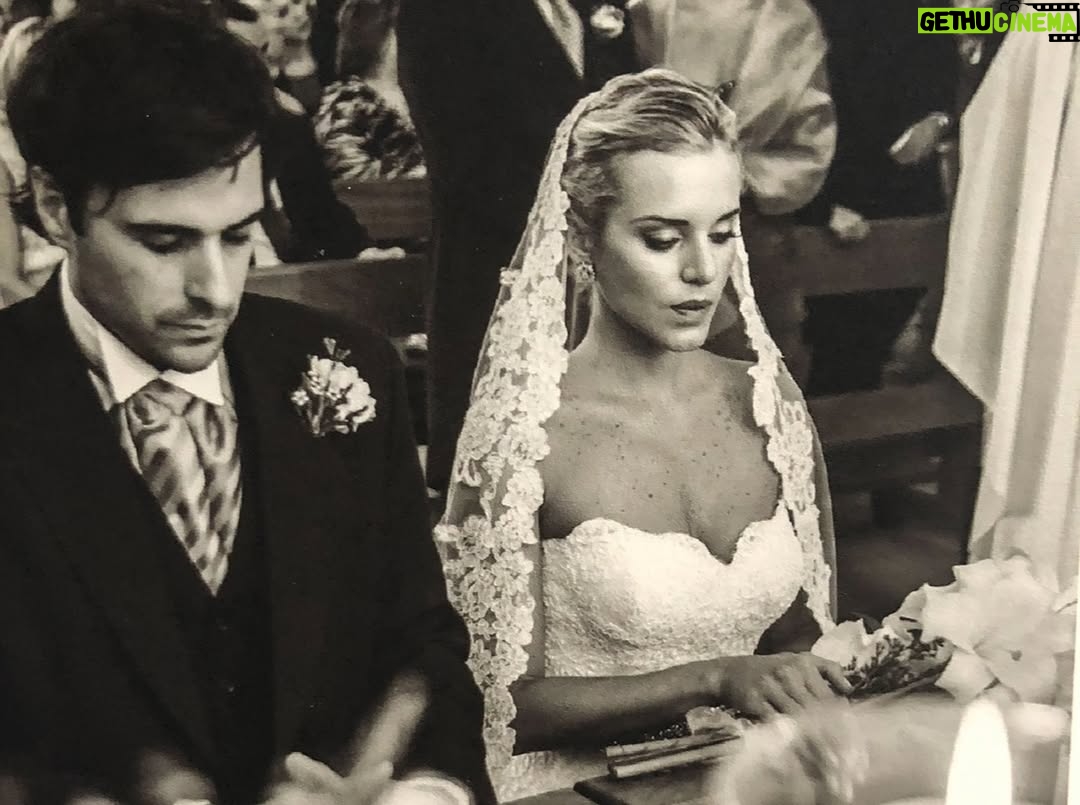 Marcela Ruete - 17.5K Likes - D O C E ā¤ļø A Ć O S
Hoy nuestro aniversario de casados. La mejor decisión que tome en mi vida, el elegirte para siempre ā¾ļø
