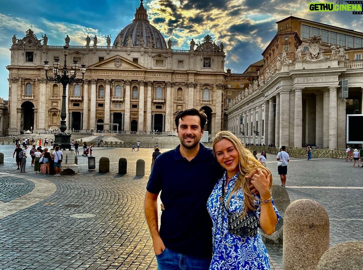 Marcela Ruete - 17.5K Likes - D O C E ā¤ļø A Ć O S
Hoy nuestro aniversario de casados. La mejor decisión que tome en mi vida, el elegirte para siempre ā¾ļø