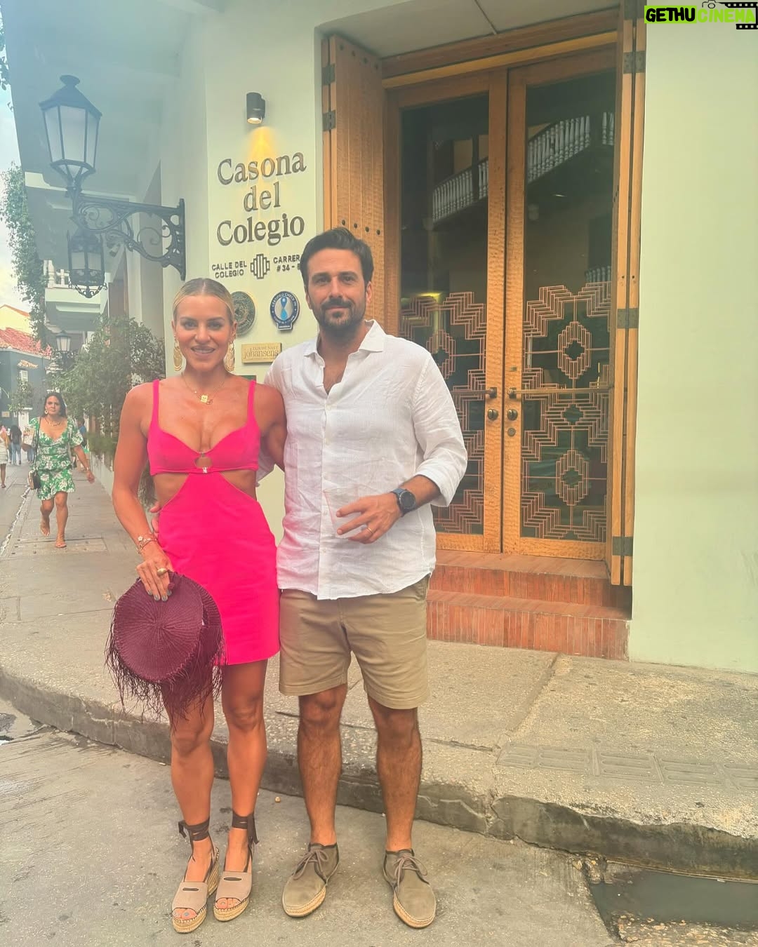 Marcela Ruete - 14.1K Likes - Que tal estĆ” pareja? Les gusta? ā¤ļøā¤ļøā¤ļøā¤ļø