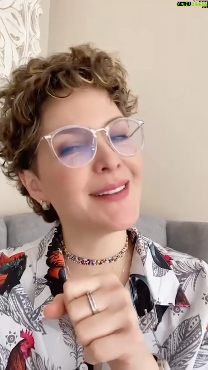 Margarita Ortega - 1K Likes - De esto, de educación financiera, ahora que llegó nuevamente el #blackfriday , y de muchas otras cosas más que nos interesan a la hora de buscar nuestra verdadera identidad y autonomía en la edad media, es de lo que hablamos en #mujeres50masconmargaritaortega
¡Vamos por las decisiones conscientes!
¡Besos!
Leo sus comentarios. ¿Qué piensan de esta fecha?