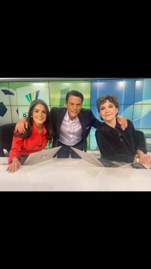 Margarita Ortega Instagram - El último baile… honor y privilegio haber compartido set de @noticierocmi con @margaritamariaortega y @claudiapalaciosoficial