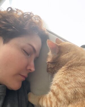 Margarita Ortega Instagram - Un mundo mágico.
#mona #michi #mylove 🐈🍊