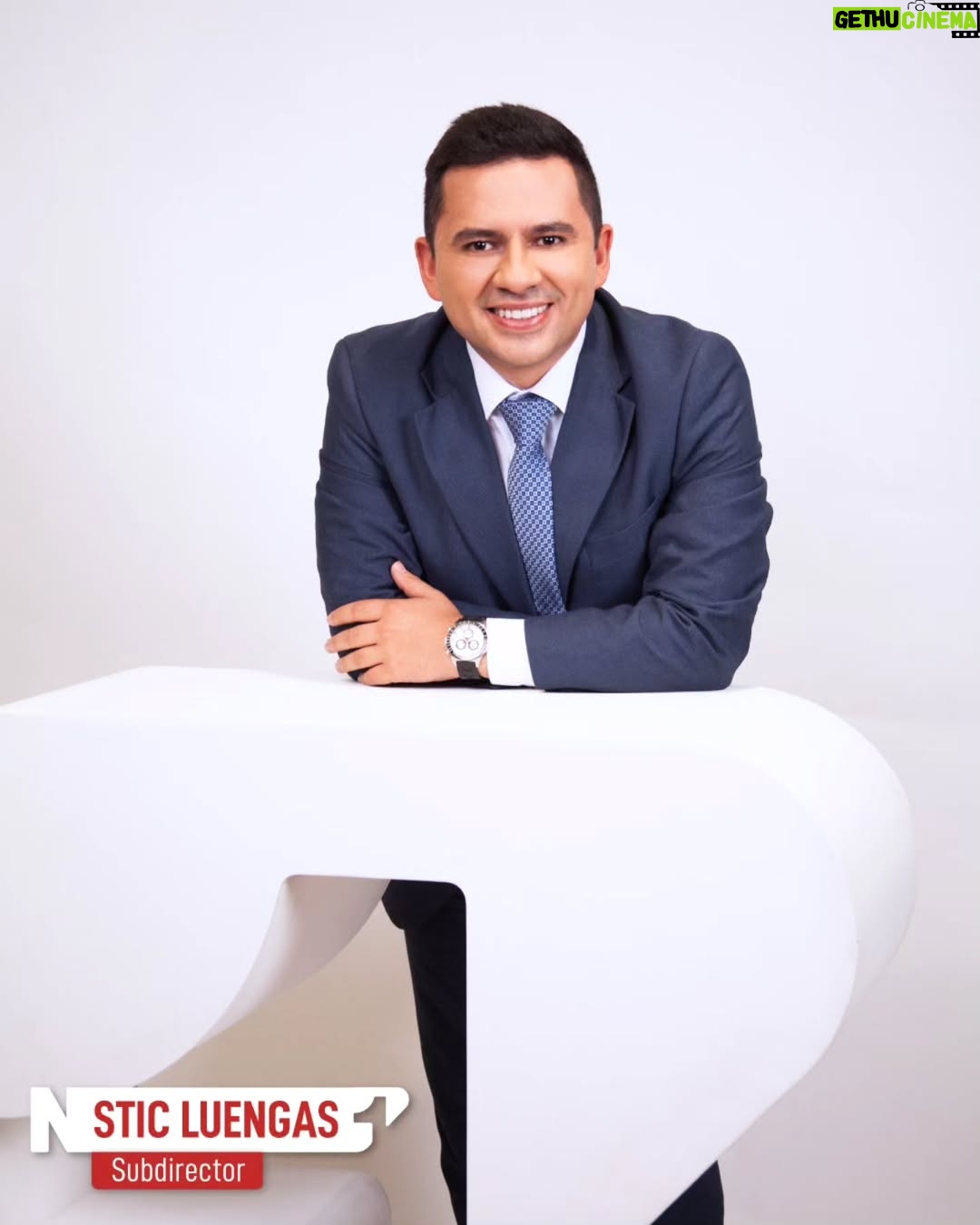 Margarita Ortega - 1.7K Likes - ¡Las #noticias volvieron al #Canal1! 🔴📺 Y lo hicieron con más fuerza que nunca.
El equipo de Noticentro 1 se fortalece con periodistas apasionados, presentadores con trayectoria, editores rigurosos y muchos otros profesionales que día a día construyen información exclusiva y de calidad para ti.
Detrás de cada emisión hay talento, compromiso y vocación por el periodismo. Porque informar no es solo contar lo que pasa, es entenderlo, explicarlo y hacerlo con responsabilidad, en un formato fresco y dinámico.
No te pierdas la Emisión Central de #NotiCentro1 a las 9:00 pm de lunes a viernes, además de varios boletines a los largo del día para que estés informado.
Más información en Canal1.com.co