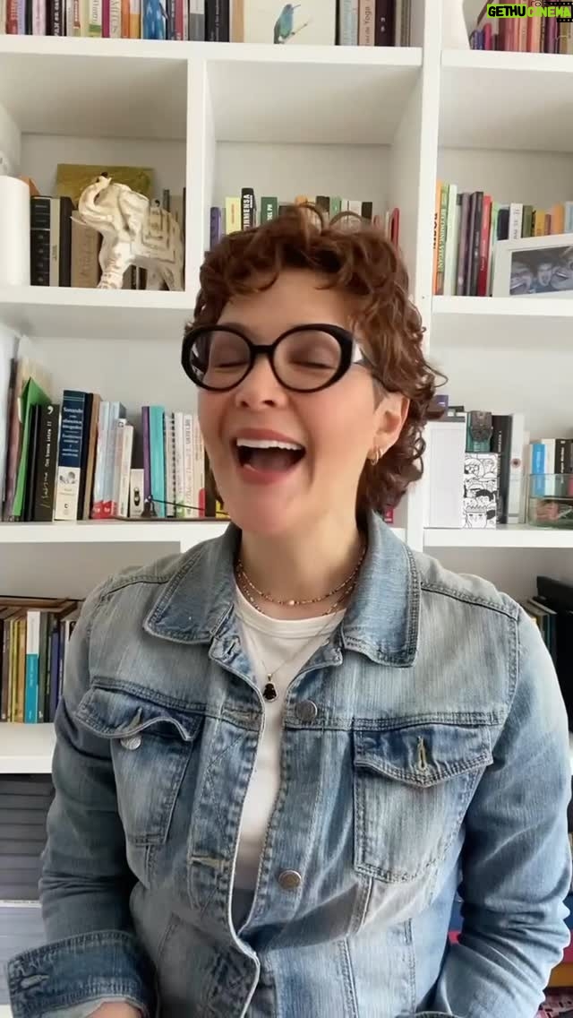 Margarita Ortega - 1.9K Likes - 🫀 50 e Imparable, así es como me siento, convencida de que nunca es tarde para vivir nuevas experiencias.
Hoy mi invitación es para que aprendas un idioma en el exterior con EF y descubras el mundo...sin límites. 🌎✨
Te invito este sábado 15 de febrero a recibir asesorías presenciales gratuitas en todas las oficinas de EF Colombia y el 22 a la Feria de aniversario EF para celebrar los 60 años de la escuela y recibir descuentos de hasta el 30% en tus cursos.
¡Es tu oportunidad!
@efcolombia