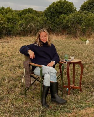 Maria Bello Instagram - Safari as a way of life… @carolynroumeguere 📸 @bethod