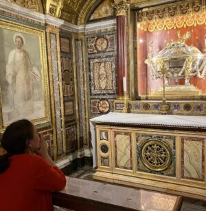 Maria Rueff Instagram - Basílica de Santa Maria Maior 
Roma, Junho 2024
#saluspopuli 
@franciscus 🙏🤍
