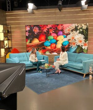 Maria Silvestar Instagram - Да възкръсне и доброто в хората. 
Все повече и все повече 🤍
