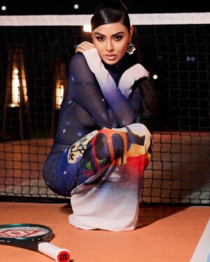 Mariam Hussein Instagram - @casablancabrand 🎗️❤️
 📸 @daryna_andro
Hair : @mendybeautydubai
Maikeup: @sulu_mua.dxb