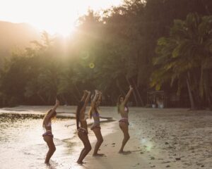 Mariana Wengorovius Instagram - late recap from Hawaii w/ @missus_swimsuits SS’25 🌺🌴
📸: @deyvismalta