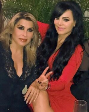 Maribel Guardia Instagram - Querida @dulcelacantante seguramente estás cantando con los ángeles, con esa voz espectacular con la que nos deleitaste a todos los que tanto te admirábamos. Fuiste una excelente madre, amiga, abuela, actriz. Dejas un vacío muy grande en nuestros corazones. Abrazo inmenso a tu amada hija y tu pequeño nieto . Vuela alto 🙏🏼🕊️📿🪽🥲💔 te vamos a extrañar 🥲