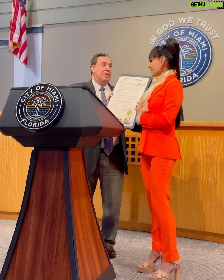 Maribel Guardia - 78.7K Likes - El 30 de diciembre fue proclamado como el día de Maribel Guardia 💃🏻🥹🙏🏼😱 Mil #gracias a la Ciudad de #miami , al comisionado @joecarollonow y al público por todo el cariño y amor que me ha dado durante todos estos años. Sin palabras, LOS AMO 🥰🙏🏻🙏🏻🙏🏻🙏🏻🙏🏻🥰😘😘 #USA