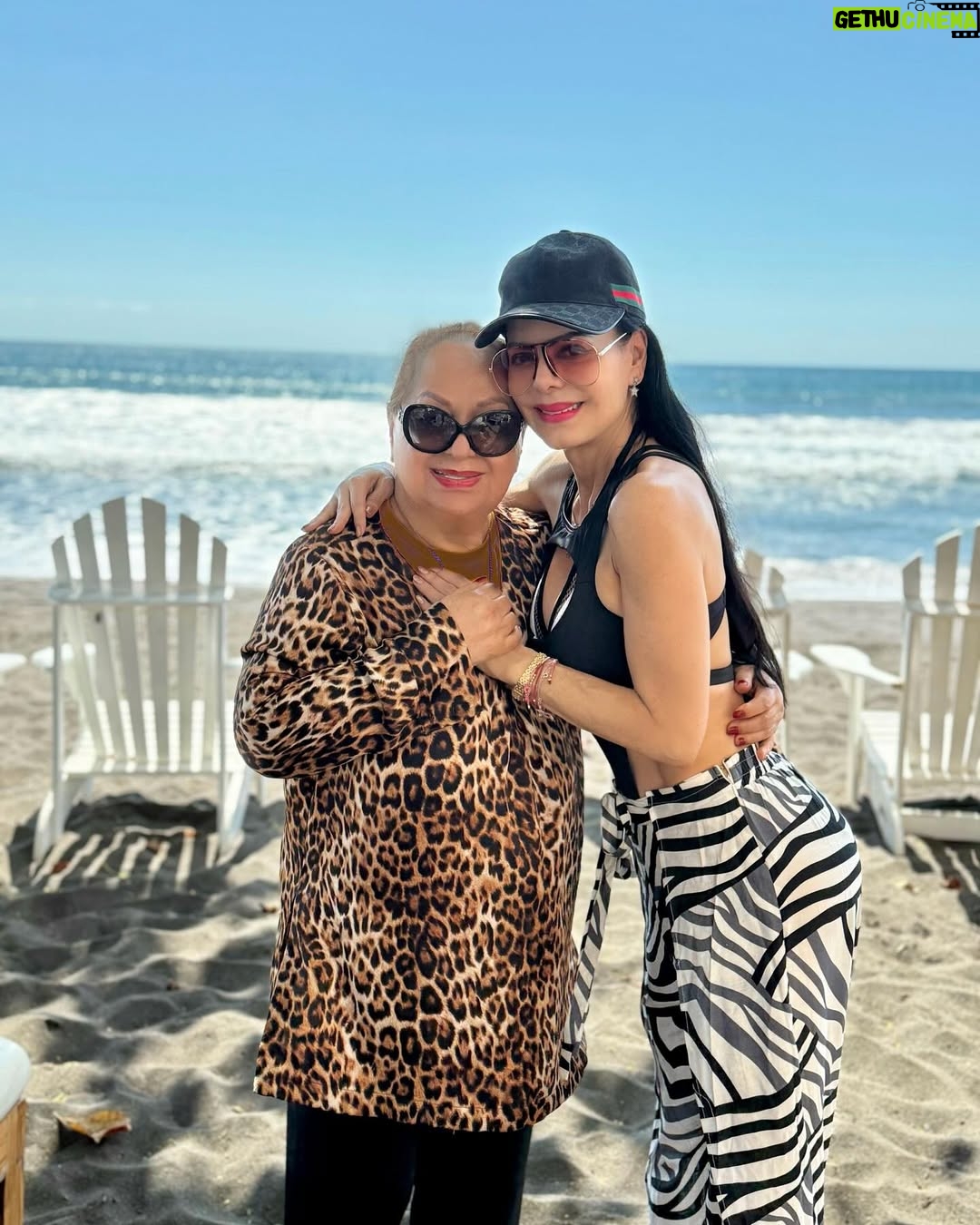 Maribel Guardia - 77K Likes - Mi mamá tenía tres años de no venir al mar después de su quimioterapia. Y su sueño se convirtió en realidad #mar #mama #amor ♥️