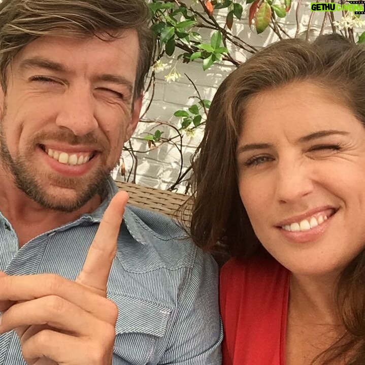 Marieke Elsinga - 14.5K Likes - Gefeliciteerd lieverd. 39! Hier een foto van toen we nog 5 jaar jonger waren. 😘