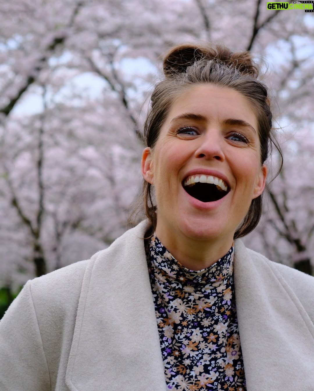 Marieke Elsinga - 50K Likes - Inblenden met de bloesem 🌸