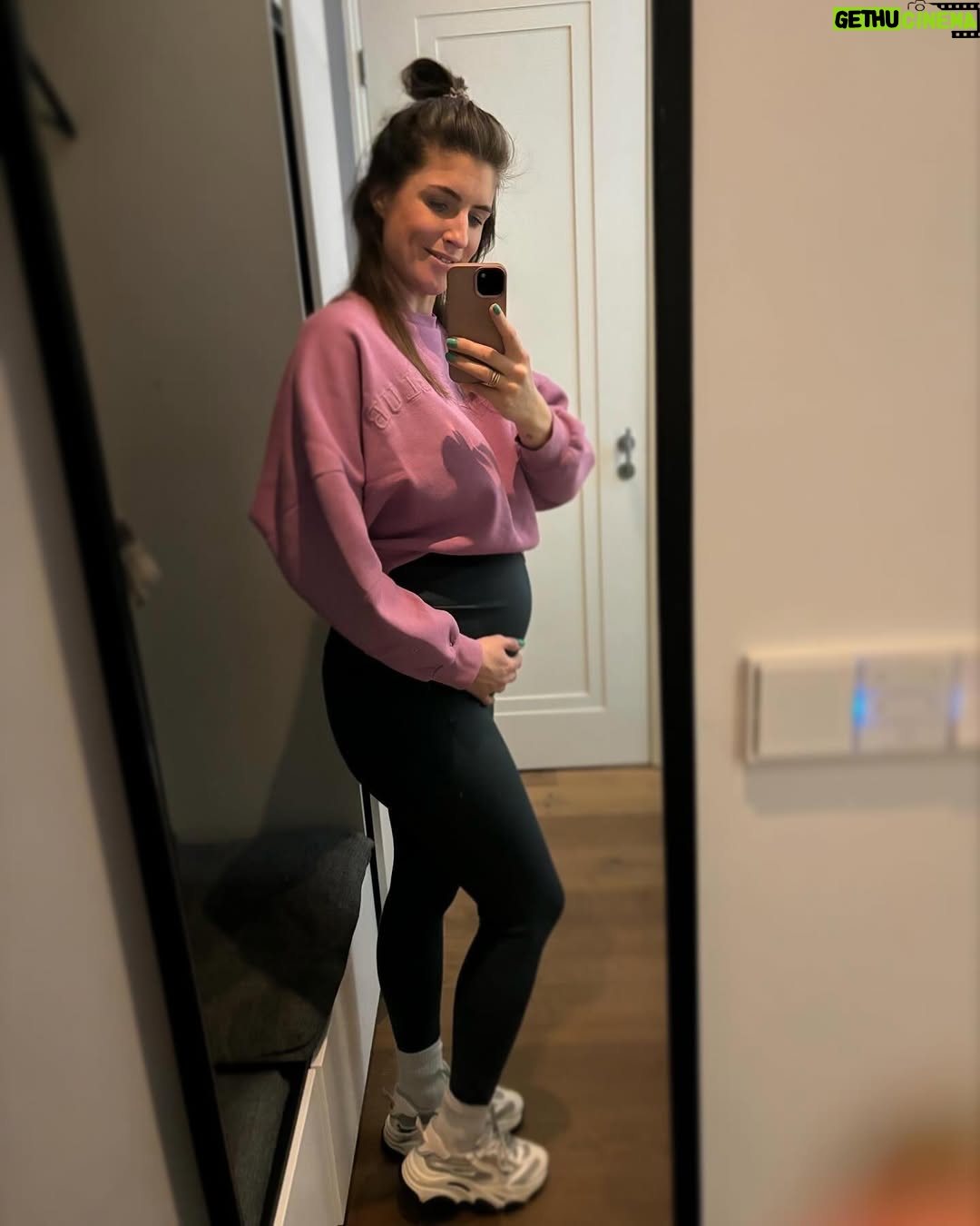 Marieke Elsinga - 130.5K Likes - Gezinsuitbreiding part II 💕