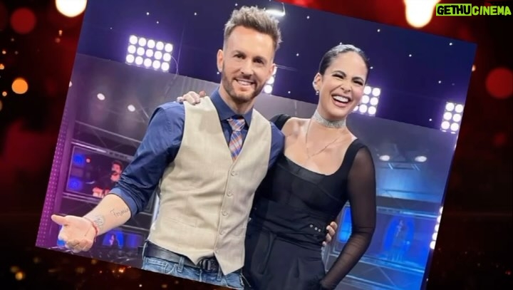 Mariela Viteri - 809 Likes - ¡SE VIENE AL POTENTE! 🔥 El sol del espectáculo @marielaviteri entrevistó en exclusiva a @valeriagutti 😱
¿Cómo está su relación? ¿Está camino al altar? TODOS LOS DESTALLES en #HackersDelEspectáculo 🎬 de lunes a viernes a las 2PM por la señal de #Ecuavisa 📺