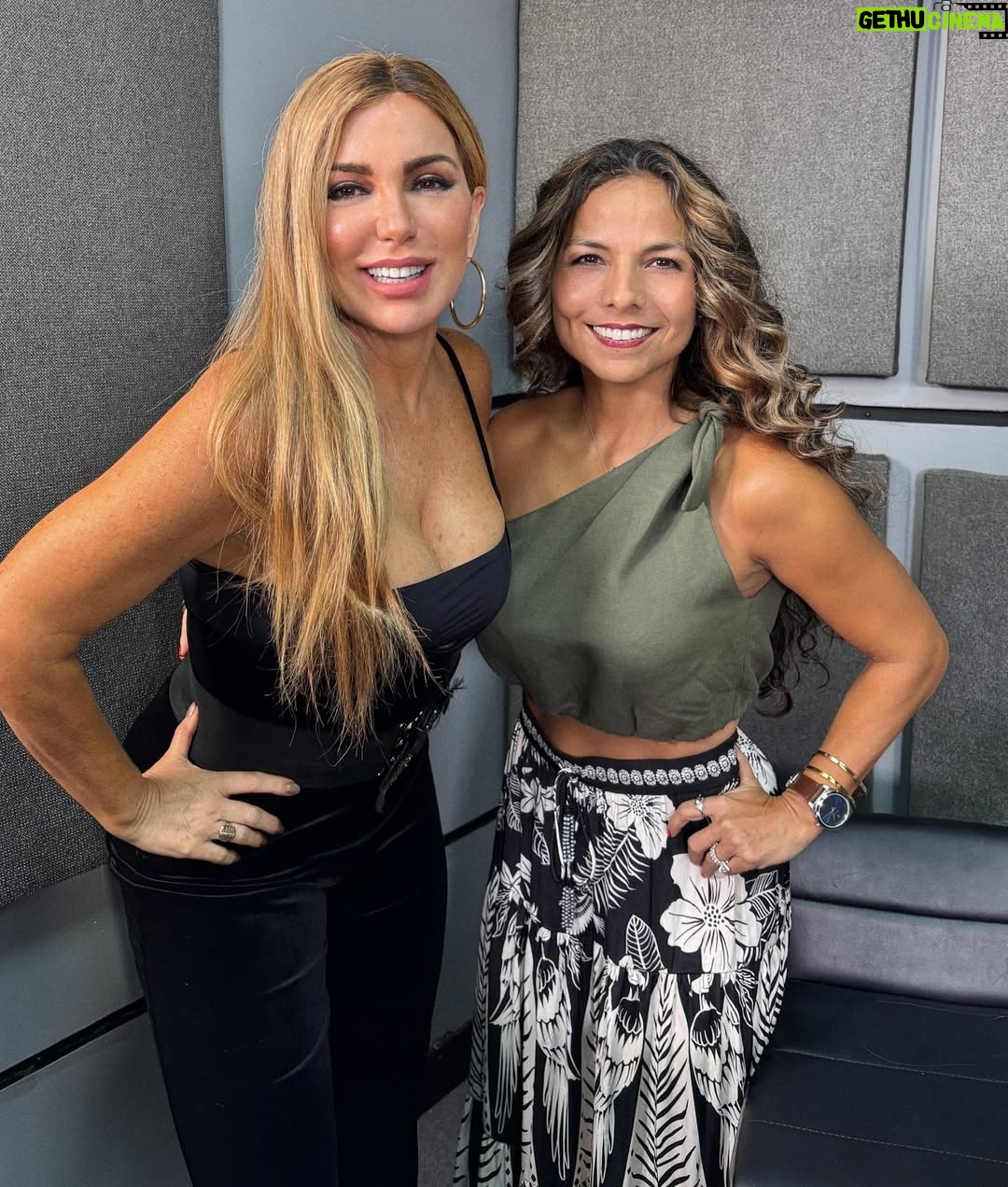 Mariela Viteri - 2.6K Likes - Mi quería @erikasegale, hoy tuvimos un programa bonito recordando a nuestra amiga Anita Buljubasich, por mi canal de YouTube no se lo pierdan, MarielaTv. 🌸🤍