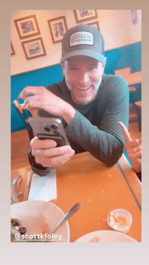 Marika Domińczyk Instagram - Noted.

  #love @scottkfoley #notforeveryone #goodday #laugh #comments #kochamcie #couples #marriage #itsthesmallthings #❤️ #haters #lovers #helovesme