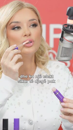 Marina Vjollca Instagram - Inspire Podkast! @podclass.alketavejsiu 

@mineyourbeauty Brandi i Kozmetikes qe ka krijuar @marina_vjollca eshte nje produkt dhe filozofi qe e perfaqesojne dhe percaktojne shume mire Marinen!
Si e krijoi?
Pse nje produkt kozmetik mes qindra mijera markave ne bote?
A do zgjerohet gama e produkteve?
Si lindi ideja?
Pse quhet Minë?
Ku shitet?
Cfare synon?
Cili eshte modeli i biznesit?
Lidhja me laboratoret me te mire kozmetik Made in Italy qe prodhojne per me te miret e botes!
Ka Kylie Janner ka dhe Marina Vjollca, edhe pse Amerika dhe Shqiperia jane dy tregje qe smund te krahasohen per shifra banoresh e arketimesh, cilesia dhe principet e biznesit, produktit, sherbimit, cmimit dhe marketingut jane njesoj; nuk njohin kufij, shtetesi, apo pengesa. Ne boten globale virtuale kufijte jane shkrire, ndaj eshte e mundur qe harta gjeografike e shtijes dhe rritjes; ta tejkaloje vendin tone dhe diasporen, qe deri tani jane treg i sigurte! 

Meso me shume ne episodin e plote ne Kanalin Class Media ne You Tube.
Na ndiq ne Spotify!