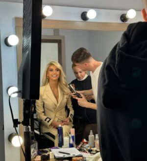 Marina Vjollca Instagram - Getting ready for the show ✨ never without my fav makeup 💜