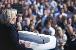 Marine Le Pen Instagram - Jusqu’à la victoire ! 🇫🇷