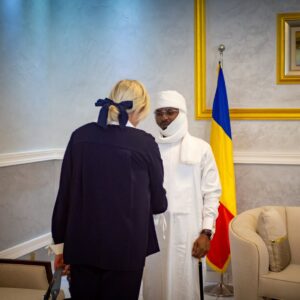 Marine Le Pen Instagram - C’est un honneur pour moi d’être reçue par Son Excellence Mahamat Idriss Déby, président du Tchad.

Les relations qui lient nos deux pays sont fondamentales, nous avons des intérêts communs et une amitié historique qui nous unissent. Nous devrons renforcer ces liens, dans le respect mutuel de nos souverainetés.
