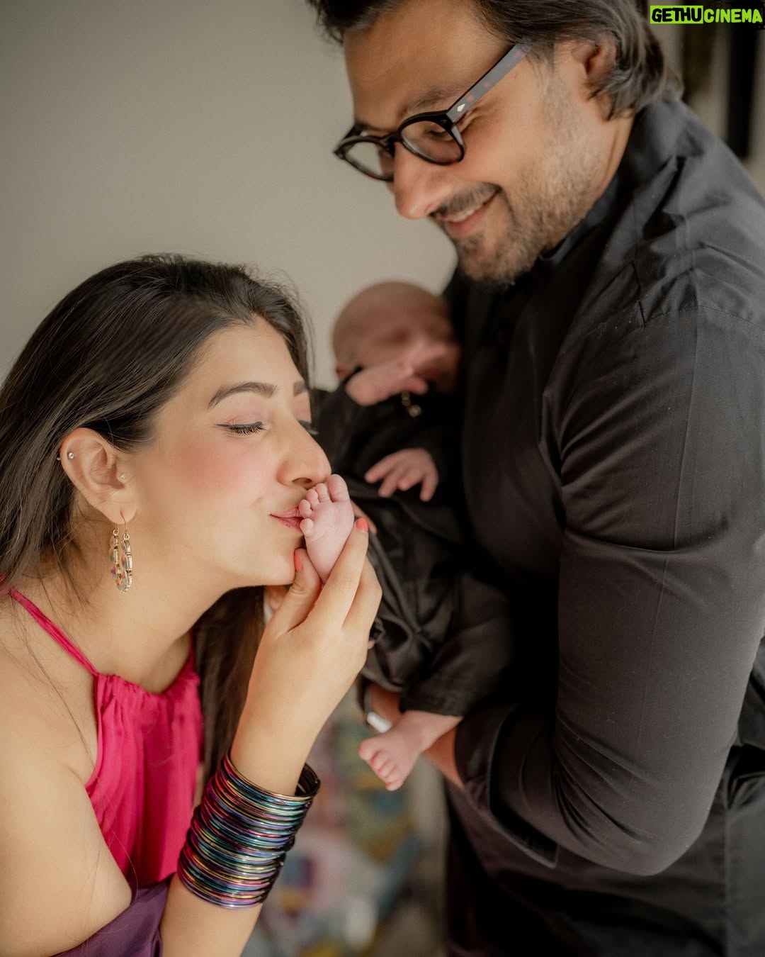 Mariyam Nafees - 75.9K Likes - • Eid Mubarak from me and my boys 🥰🤗
Late to the festivities but made it out of transit before they ended 🥲
(No Eid like the epic Pakistani Eid)
Iz good to be home 🫠
Alhamdulilah for all the joys around us - big adventures, tiny moments, our loved ones, home(s), a beautiful life and this handsome lil bunny 🥹
Hope y’all had a wonderful Eid surrounded by your loved ones, rooms full of laughter and unlimited Sheer Khurma 🌙💌
Fit: @aashkaarofficial 🩷
Shots: @abdulsamadzia
| #AmYam | Eid Mubarak | Eid 2025 | Home | My Boys | MashAllah |