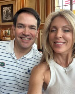 Actress Marla Maples HD Photos and Wallpapers April 2025