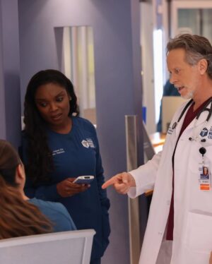 Marlyne Barrett Instagram - It’s @nbconechicago Wednesday! 
Our ED. Checking IN. #chihards new episode for you! #chicagomed