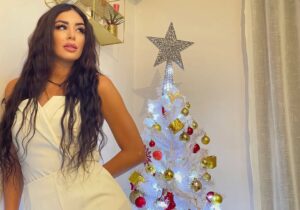 Maroi Bouchoucha Instagram - Bonne année meilleur vœux ❤️🥳
@glamour_in_vogue ❤