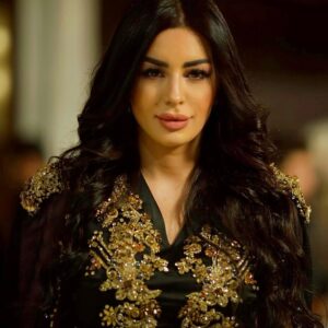 Maroi Bouchoucha Instagram - #yemma_feuilleton 🎬 
@zouaghimariem 
@karim_akrouf_officiel 
@chanez_dif 
@boukerchesafia