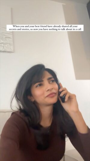 Marshuka Shifana Instagram - Pesa onumae ila seri konjo mokka poduvom 🤣💁🏻‍♀️

#reels #instareels #style #fashion #tamilponnu #instafeed #instagram #reels #explorepage #explore #feed #trendingreels #trending #love #lovereels #instatrend #insta #explore #newreeltrends #Toronto #canada #chennai #tamil #tamilreels