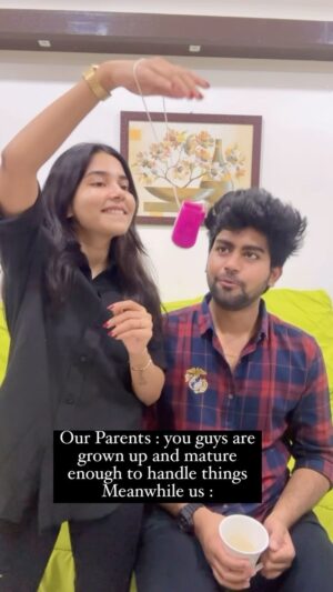 Marshuka Shifana Instagram - Kannum kannum nokia ringtone dhan highlight eh 🥳🥳🤣 

#reels #reelsinstagram #funny #memes #share #barbiephone #tag #couples #comedyvideos #instagram #trending #funnymemes #trendingreels #santhanam #tamil