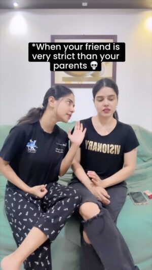 Marshuka Shifana Instagram - Jan 18 enga de poona 🤨 

#reels #reelsinstagram #tagyourbestfriend #relatable #solvadhellamunmai #tamil #share #trending #instagram #memes #memesdaily #tamilmemes #comedy
