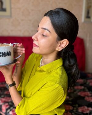 Marshuka Shifana Instagram - I’m lovingggg it 😍 Thank you so much for this customised cake 🤤 

Order Now @decadence_homebaker 
DM or contact : 6369454431 

#cake #cakebaker #instagram #chai