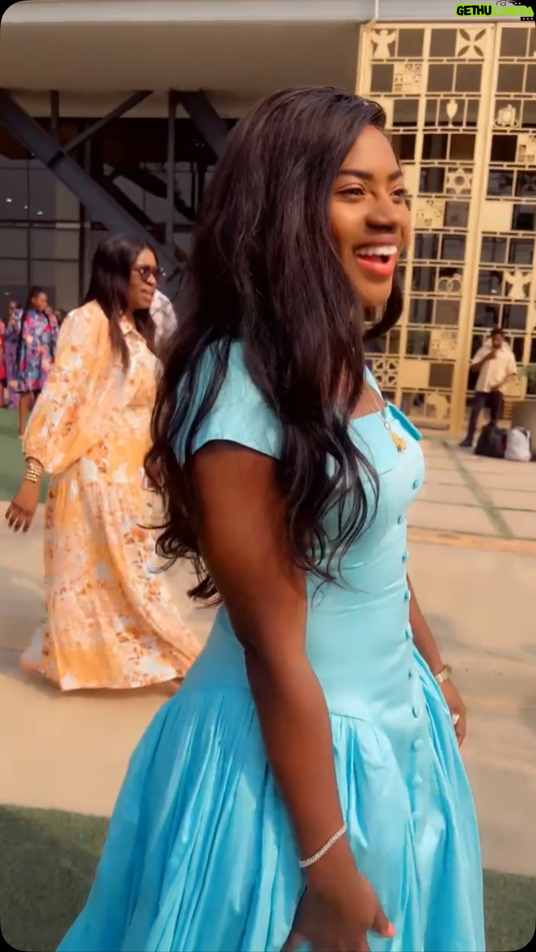 Martha Ankomah - 9.3K Likes - Dress by @styleinvogueafrique Experience the joy of vibrant skin! Our product are made with natural ingredients revealing your natural radiance. Products are available at the Palace Mall stores nationwide, Batsona Total Spintex, Addpharma Movenpick, and North Kaneshie. Camden Pharmacy Tse Addo and Sranack supermarkets Tesano, Juben house of beauty, Wellness Bite Tessano or call 055 422 3725 for delivery and bulk purchase.
Product available @yabaghana @vibrant_skin_care_