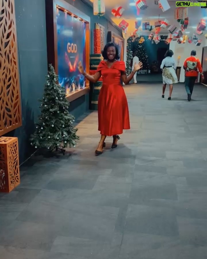 Martha Ankomah - 6.6K Likes - My beautiful family kindly call 0591881088 @styleinvogueafrique for this lovely dress.
Experience the joy of vibrant skin! Our product are made with natural ingredients revealing your natural radiance. Products are available at the Palace Mall stores nationwide, Batsona Total Spintex, Addpharma Movenpick, and North Kaneshie. Camden Pharmacy Tse Addo and Sranack supermarkets Tesano, Juben house of beauty, Wellness Bite Tessano or call 055 422 3725 for delivery and bulk purchase.
Product available @yabaghana @vibrant_skin_care_