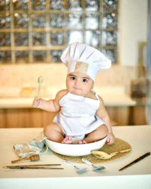 Maryam Noor Instagram - Mashallah to my little baby chef! Finally got the most awaited shoot done on his 6-month milestone by @rafias_artsy_studio . Watching him grow, change, and shine every single day is the most beautiful journey. Every giggle, every move—I’m soaking it all in!