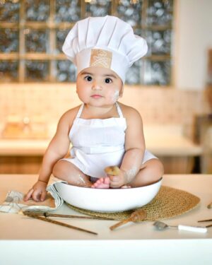 Maryam Noor Instagram - Mashallah to my little baby chef! Finally got the most awaited shoot done on his 6-month milestone by @rafias_artsy_studio . Watching him grow, change, and shine every single day is the most beautiful journey. Every giggle, every move—I’m soaking it all in!