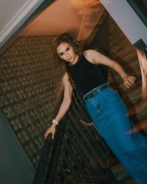 Masayu Anastasia Instagram - OMG ! it’s weekend awready 🫢🫢
have a great weekend y’all ❤️
•

💄: @gintingsmakeup 
📸 : @andrwphotos @andrwidi