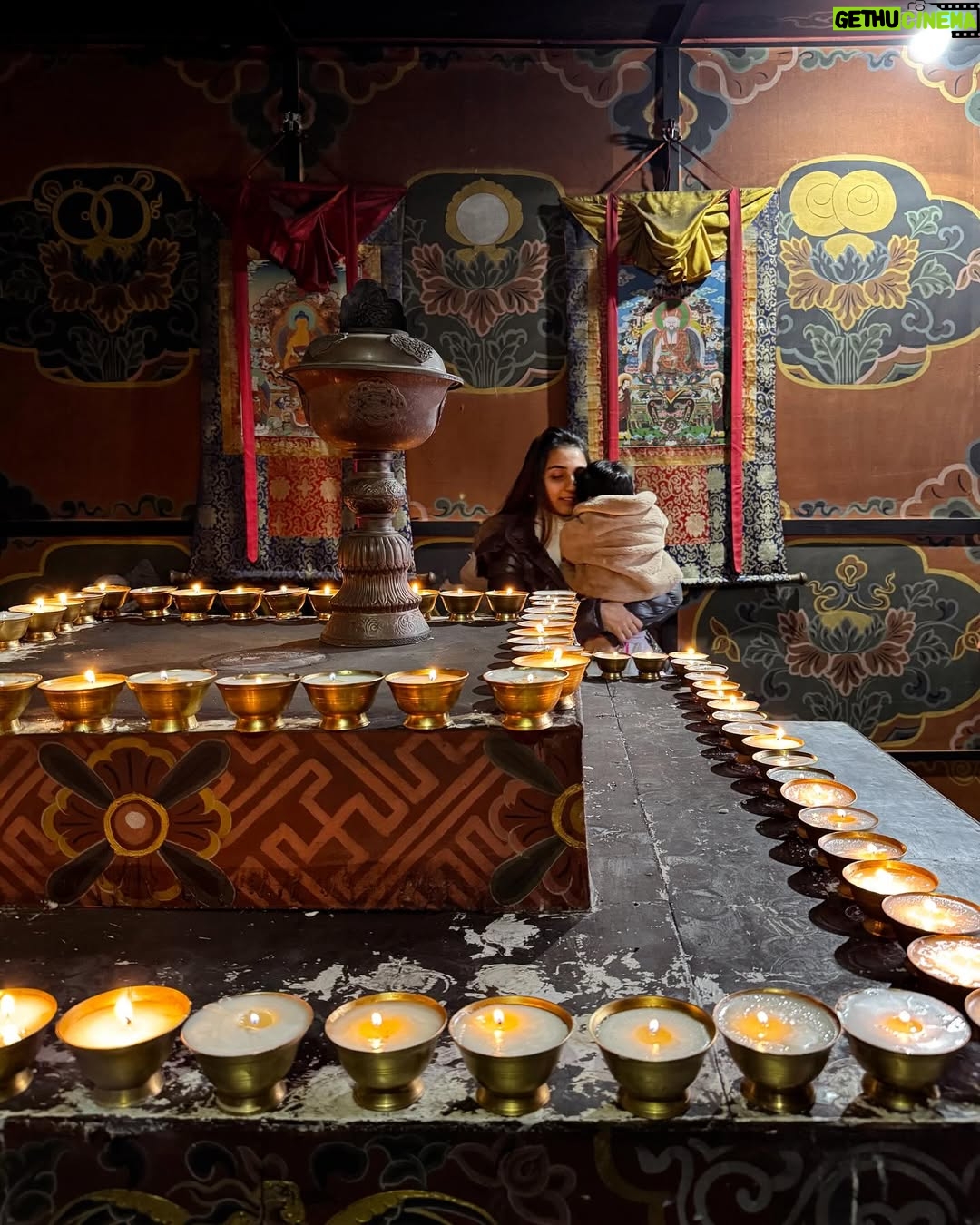 Masoom Mehta - 31.8K Likes - Please save 🤍 Our Bhutan Itinerary
STAY
@sixsensesbhutan, they have 5 lodges in Bhutan. We stayed 3 nights in Punakha & 2 nights in Paro & stopped over at the Thimphu one. All stunning. Could not recommend more. Food was impeccable & totally customisable. Our itinerary was completely managed & planned by the hotel.
THIMPHU (Stopover between Paro - Punakha)
- Stopped at Six Senses Thimphu for lunch
- Visited the giant Buddha Dordenma
PUNAKHA
- Traditional monastic breakfast with young monks at a hilltop monastery. Followed by a mindfulness & meditation session by their chief abbot. How much you take away from this depends entirely on how much you speak to them/your interest
- Momo-making class at the lodge
- Sunset cocktail-making workshop in the rice-fields
- Visited a beautiful nunnery in Nobgang & spent time with the nuns - Sangchen Dorji Lhendrup Nunnery
- Explored Punakha Dzong (an architectural dream)
- Walked across Bhutan’s longest suspension bridge
- Picnic lunch at a pine forest
- BBQ night at the lodge
PARO
- Lunch at the home of a local family who have been making prayer flags by hand for generations. Over lunch, we got an insight into rural Bhutanese life, learned the secrets of their craft and made our own prayer flags
- Archery session with our guide (competitive but hilarious). So fun!
- Visited bhutans largest temple
- Shopped local in Paro town (don’t skip Tara Handicrafts)
- Ended with a butter lamp blessing at a monastery near the lodge. The monks also let us sit through a chanting session.
- Dotsho, a traditional hot stone bath experience known to have healing abilities. We did this at a local farmhouse - Gakiling farm house. Not luxurious but v authentic experience
ALSO 🩷
- We had a guide & driver with us the whole time that the hotel arranged
- We spent all our evenings in the heated pools of our villa/hotel
PS Our itinerary doesn’t include any hiking because we didn’t hike. Shailin recently had his ACL surgery so we couldn’t!