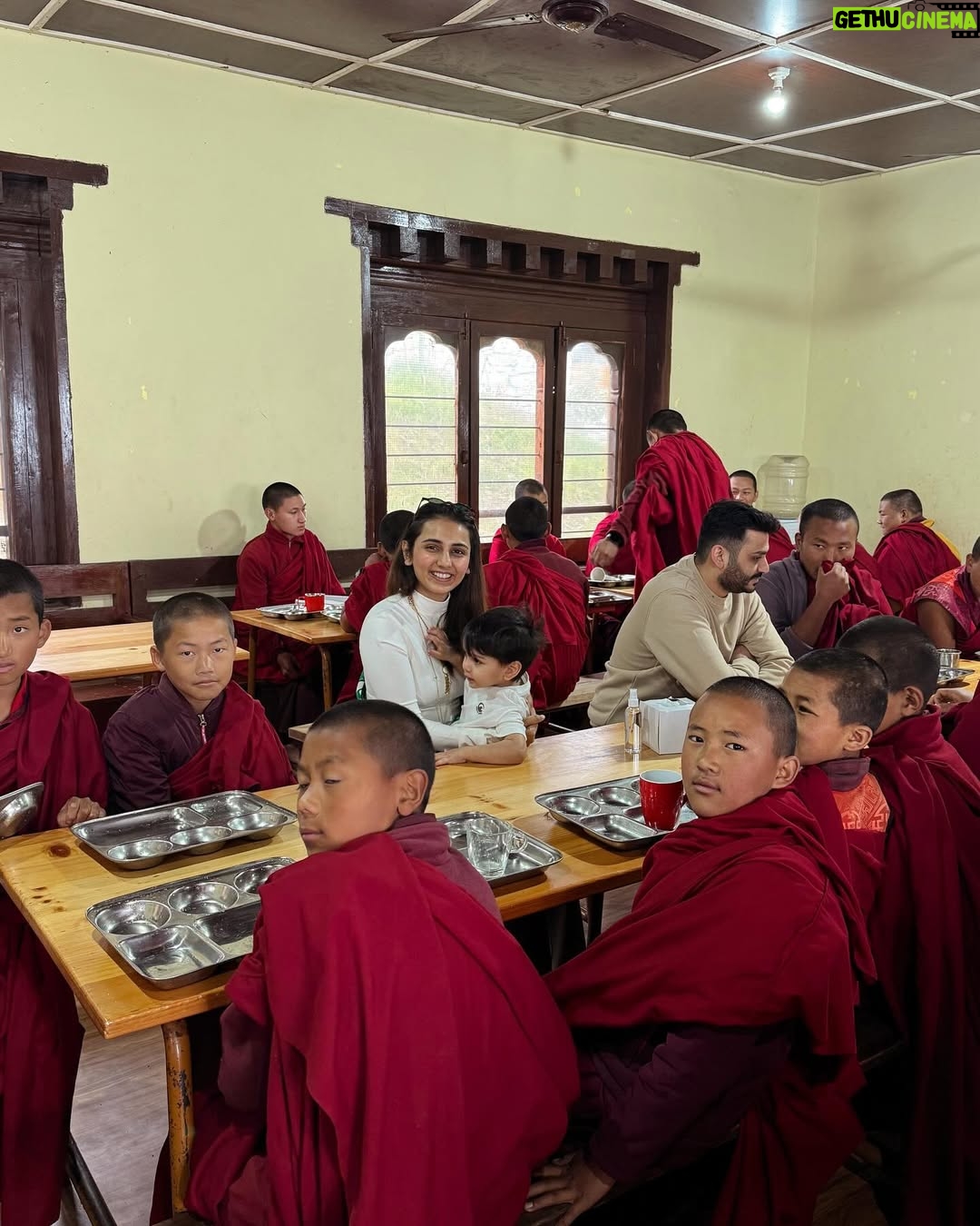 Masoom Mehta - 26K Likes - Bhutan: where your screen time drops, your breath slows down, and your kids magically behave. Okay, two out of three. 🧘🏽♀️
@sixsensesbhutan #SixSensesPunakha