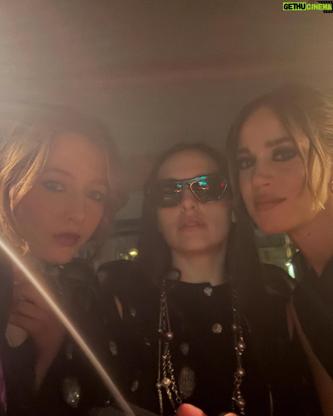 Matilda Lutz - 3K Likes - Merci for the wonderful experience in Paris and the dangerously heightened standards for my future wardrobe. @louisvuitton @nicolasghesquiere #LWFW25