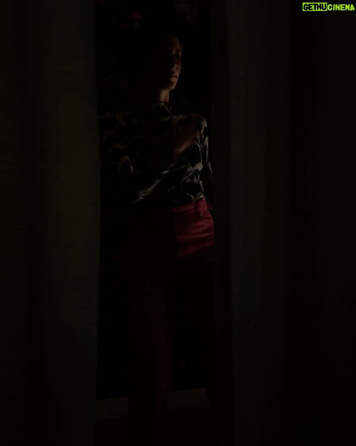 Matilde Breyner - 15.4K Likes - O @tiago.felizardo e eu ainda não tínhamos ido jantar fora sem a Mia desde que ela nasceu. Nota-se muito? E acho que estávamos todos a precisar de desanuviar um bocadinho 😂 não nos podem dar um cantinho privado num restaurante que nós fazemos logo a festa.
@bonanca_anl está em modo soft opening e nós em modo party hard.
Fui para a cama a pensar naquela massa com molho de camarão e ouriço do mar, no pão de ló com sorvete de laranja e nas poucas horas que tinha para dormir. Valeu cada segundo.
