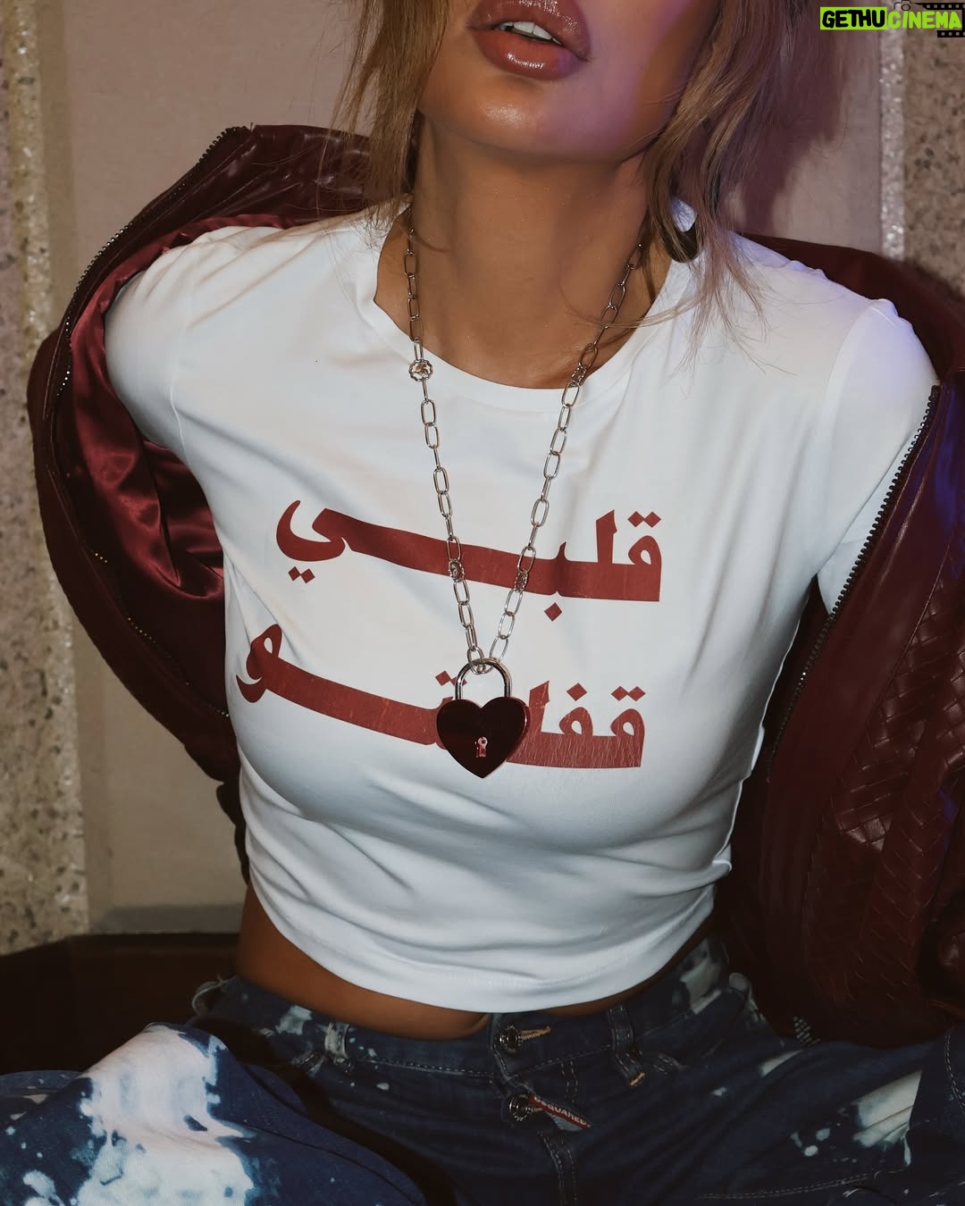 Maya Diab - 3 Likes - قلبي قفلتو // Albi Affaltou 🔐